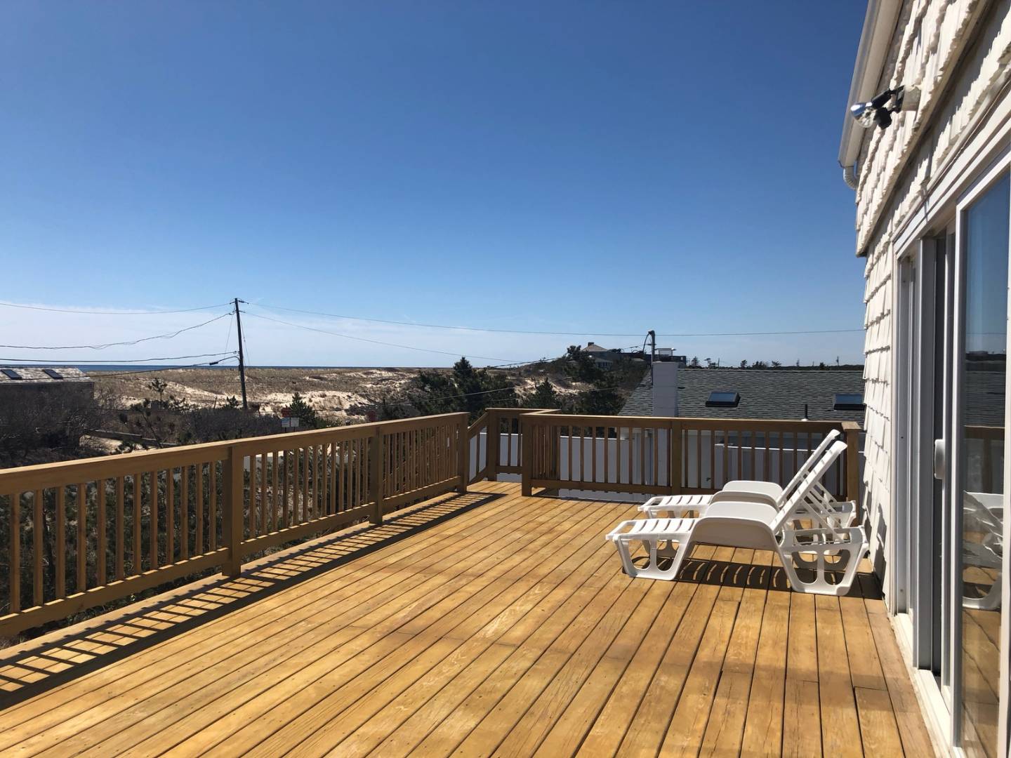 9 Shore Road Amagansett, NY 11930 - Photo 2 of 17