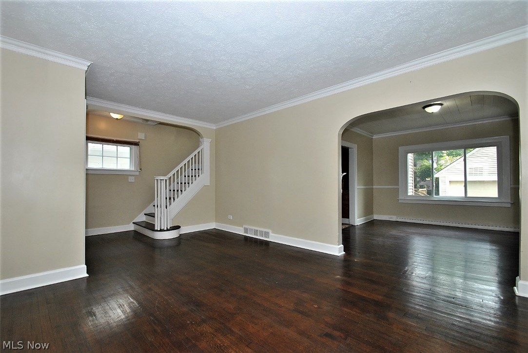 1243 Quilliams Road Cleveland Heights, OH 44121 - Photo 5 of 31