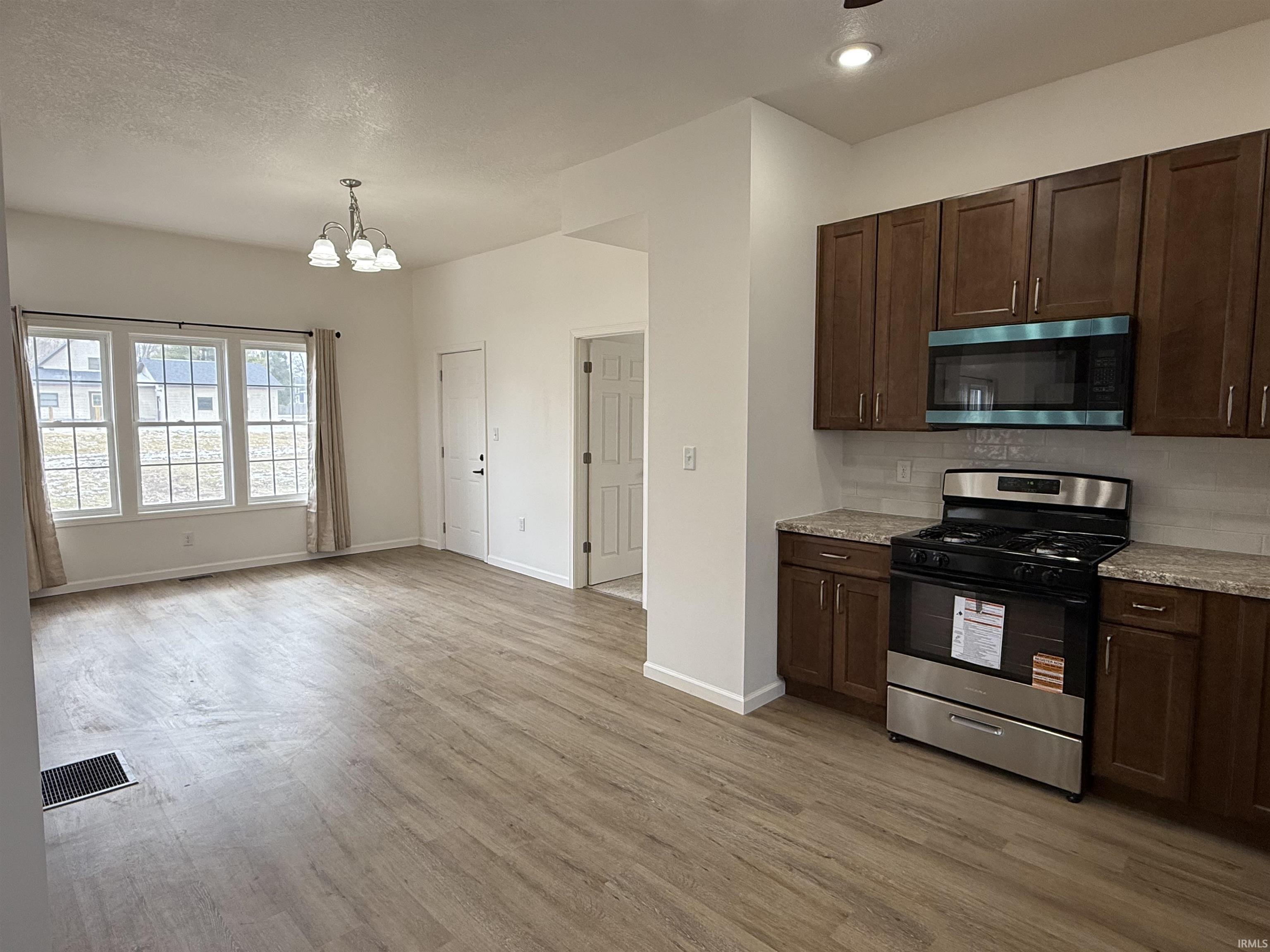 190 North State Street Andrews, IN 46702 - Photo 6 of 24