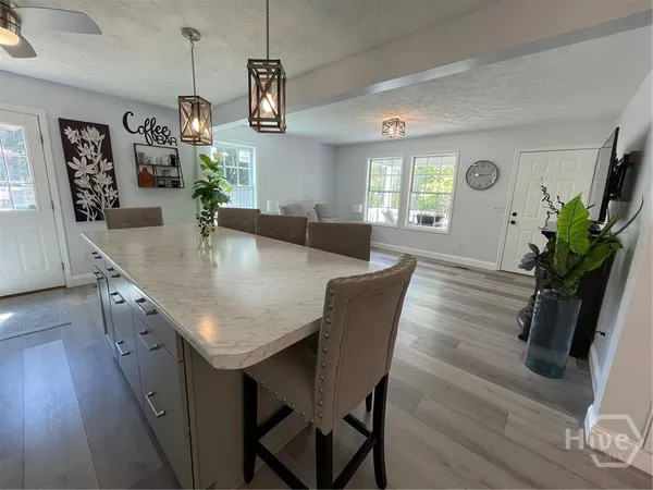 $314,000 | 620 South Hogan Drive, Westminster, SC 29693