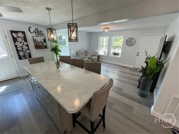 $314,000 | 620 South Hogan Drive, Westminster, SC 29693