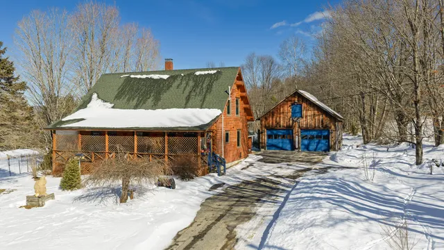 $435,000 | 60 Brett Hill Road, Paris, ME 04281