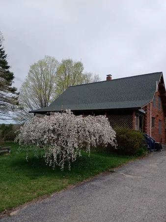 $405,000 | 60 Brett Hill Road, Paris, ME 04281