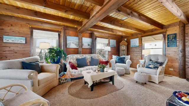 $435,000 | 60 Brett Hill Road, Paris, ME 04281