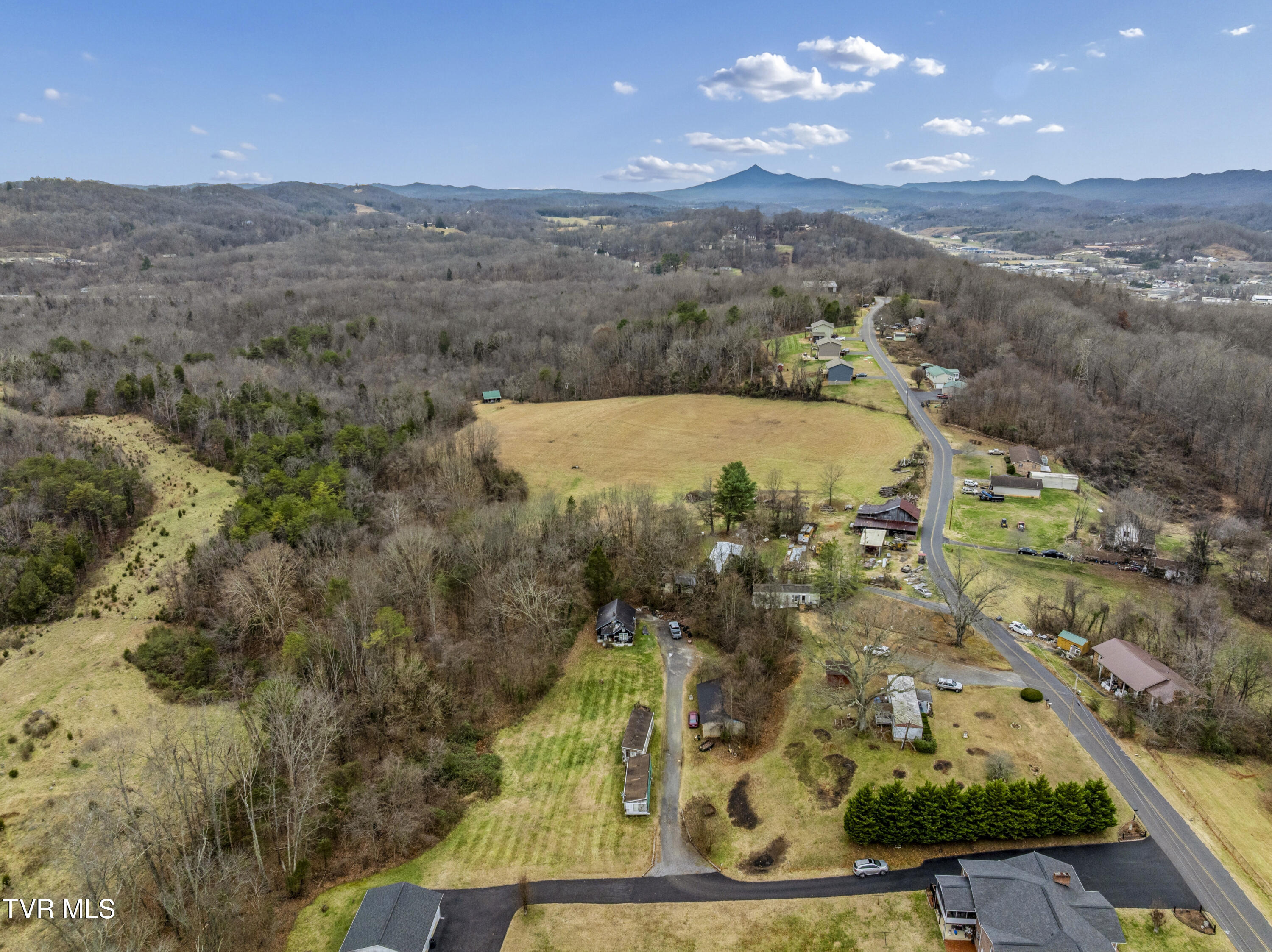 277 Ridgeway Road Kingsport, TN 37664 - Photo 29 of 36 Ridgeway-Aerials-12