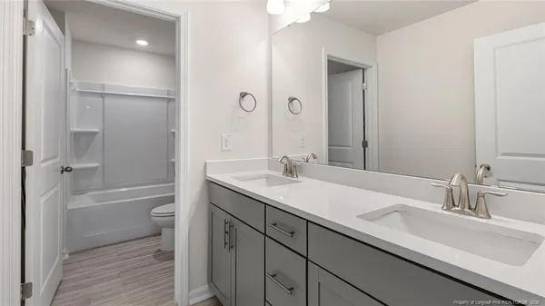 $478,135 | 1124 Summer Daisy Circle, Aberdeen, NC 28315