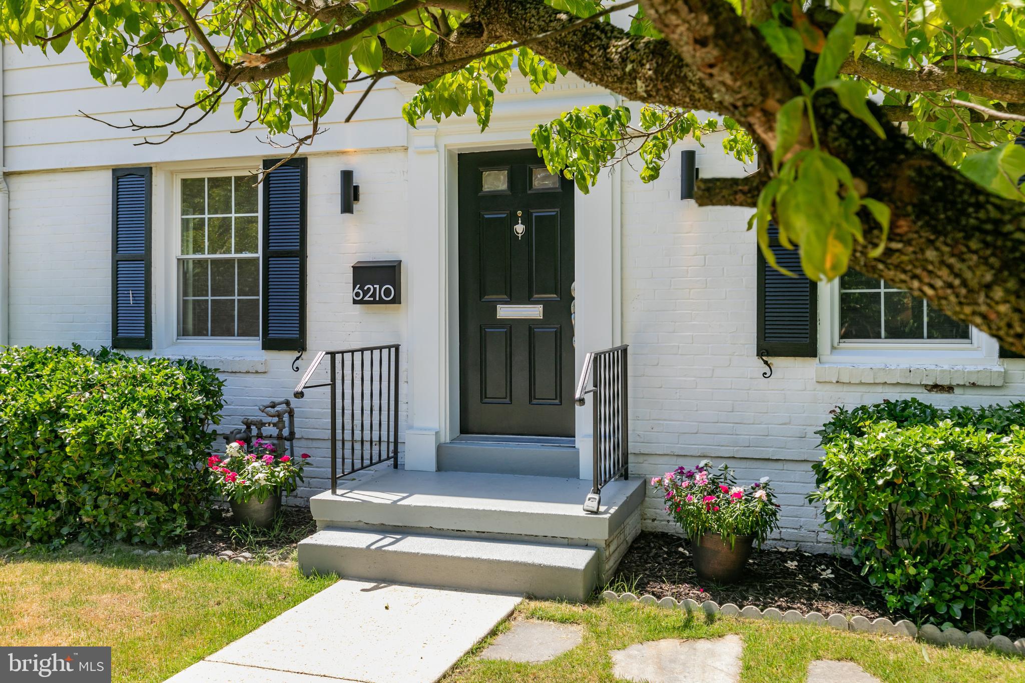 6210 Sligo Mill Road Northeast Washington, DC 20011 - Photo 2 of 38