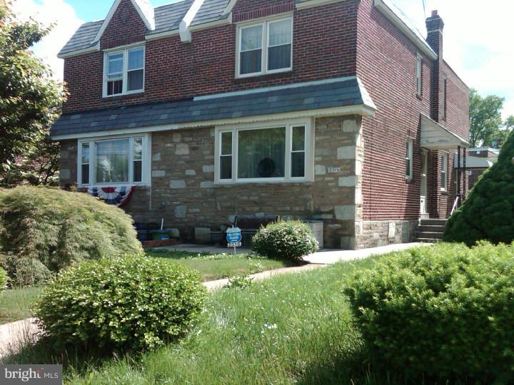 2316 Rhawn Street Philadelphia, PA 19152 - Photo 2 of 25 Exterior Back