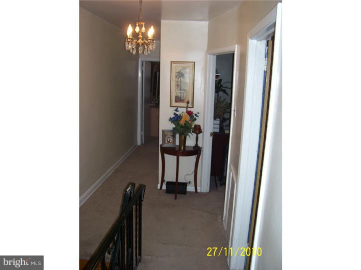 2316 Rhawn Street Philadelphia, PA 19152 - Photo 16 of 25 Hallway