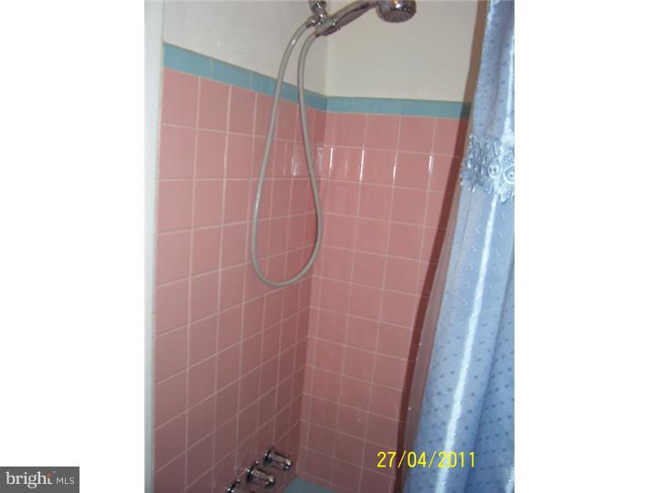 2316 Rhawn Street Philadelphia, PA 19152 - Photo 23 of 25 Bathroom