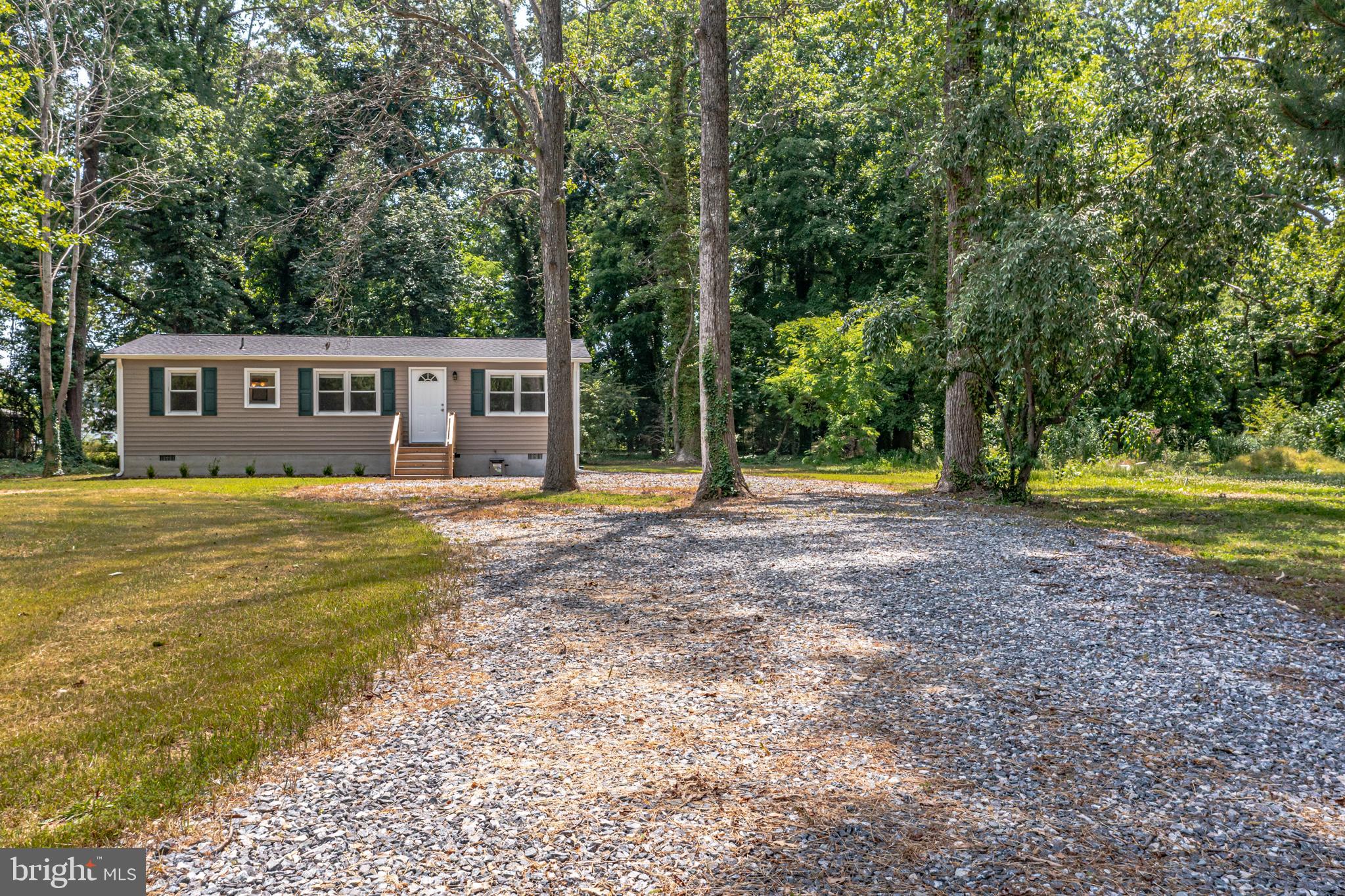 696 Johns Neck Road Weems, VA 22576 - Photo 17 of 37 Gallery Image 17