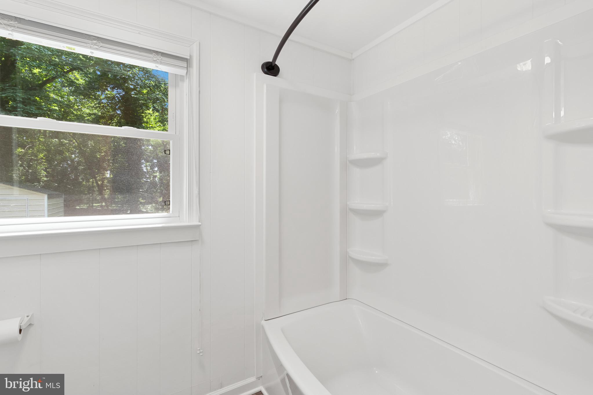 696 Johns Neck Road Weems, VA 22576 - Photo 30 of 37 Gallery Image 30