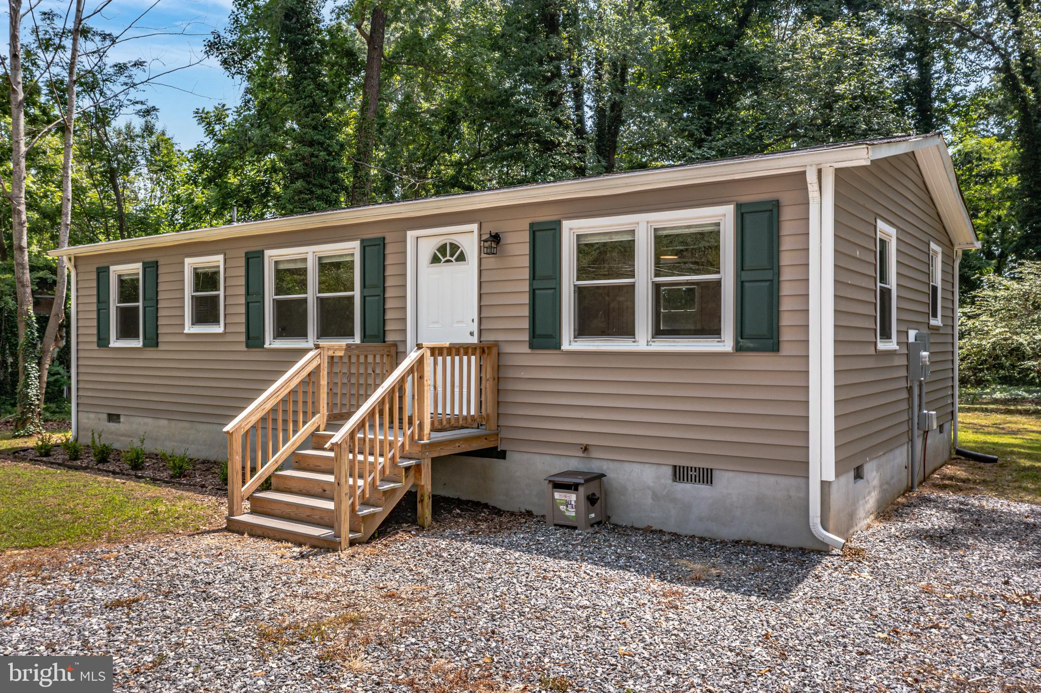 696 Johns Neck Road Weems, VA 22576 - Photo 8 of 37 Gallery Image 8