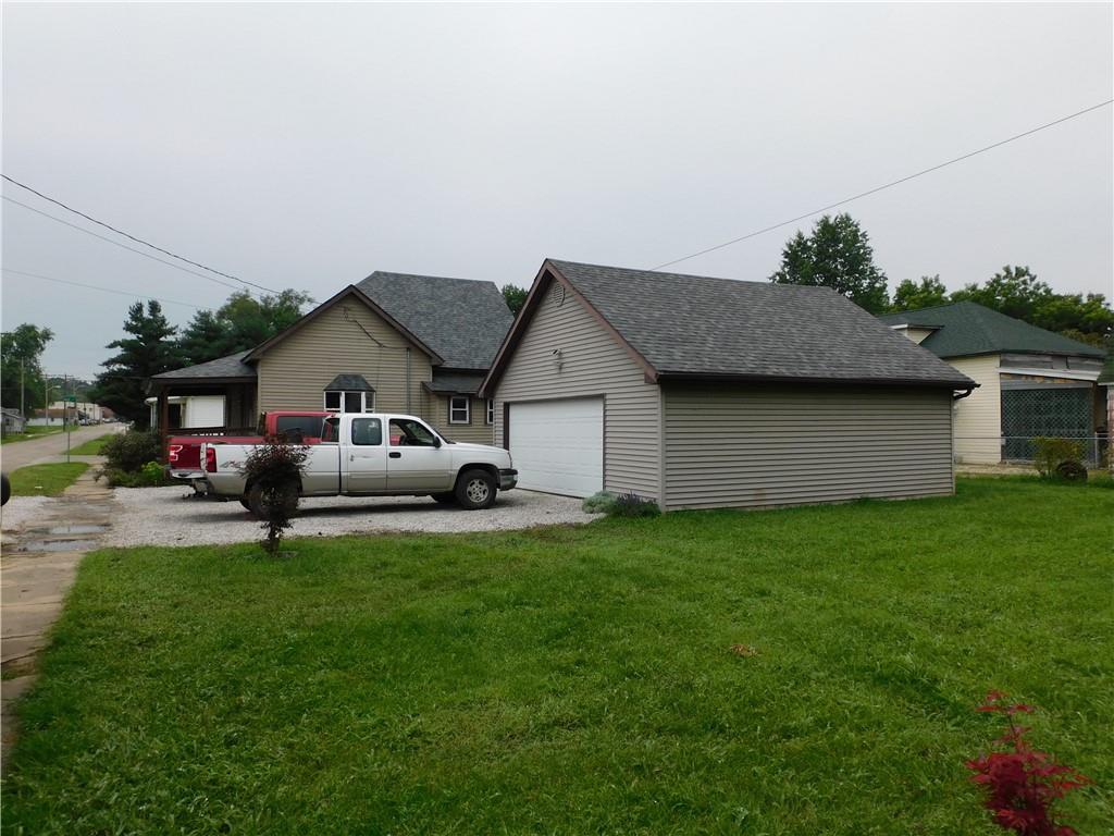 318 Middle Street Rosedale, IN 47874 - Photo 16 of 23