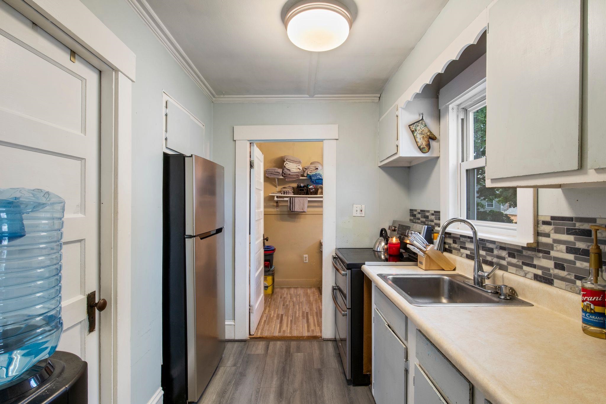 53 Chestnut Street Rochester, NH 03867 - Photo 22 of 33