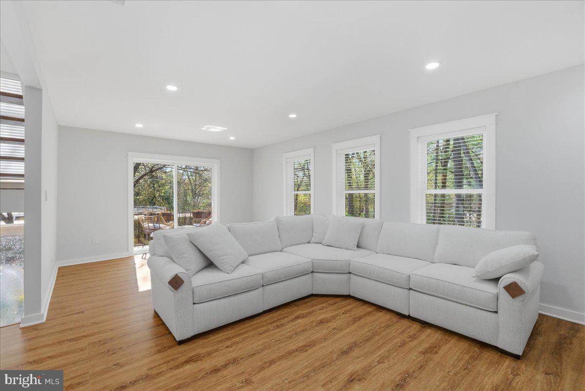 1632 Wainwright Drive Reston, VA 20190 - Photo 14 of 50