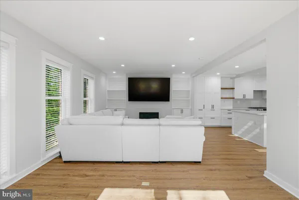 $890,000 | 1632 Wainwright Drive, Reston, VA 20190