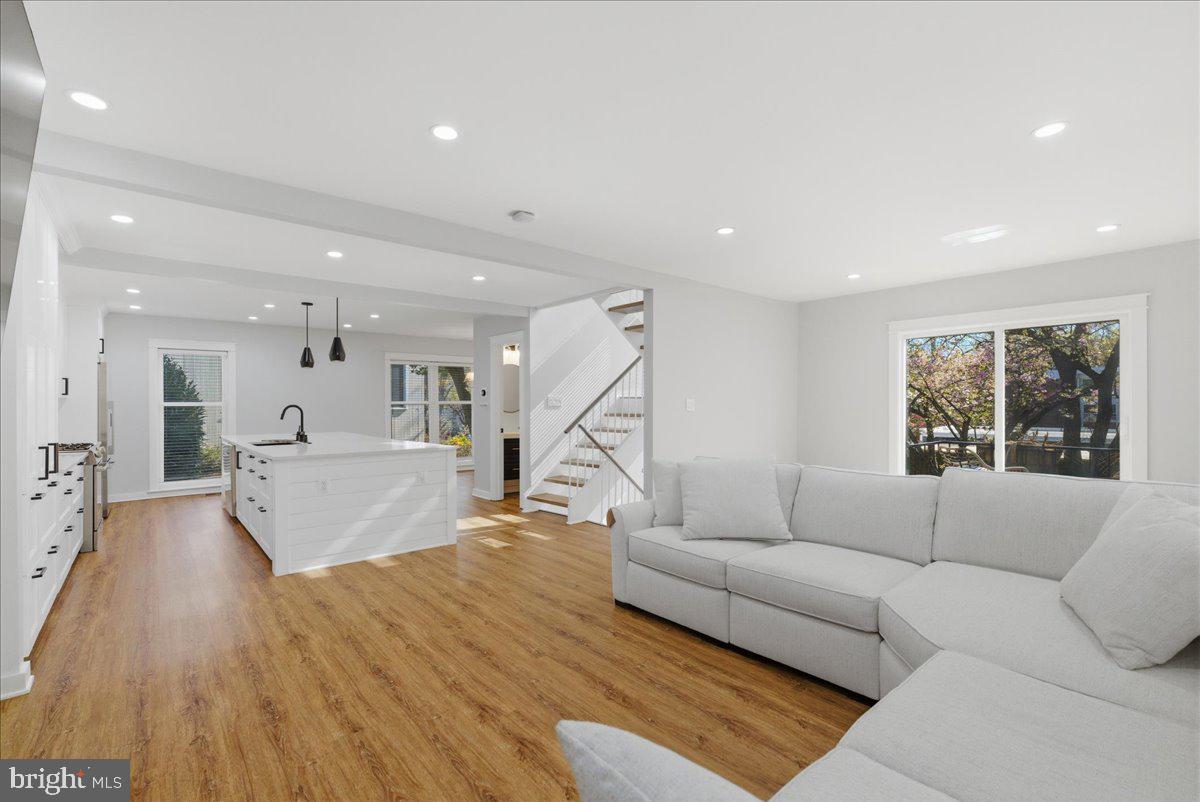 1632 Wainwright Drive Reston, VA 20190 - Photo 18 of 50