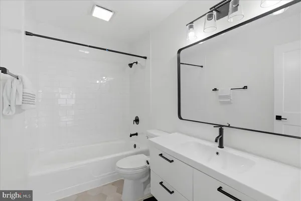 $890,000 | 1632 Wainwright Drive, Reston, VA 20190