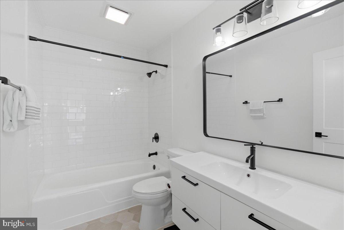 1632 Wainwright Drive Reston, VA 20190 - Photo 34 of 50