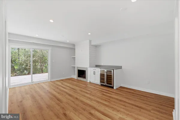 $890,000 | 1632 Wainwright Drive, Reston, VA 20190