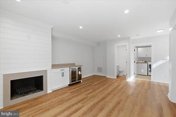 $890,000 | 1632 Wainwright Drive, Reston, VA 20190