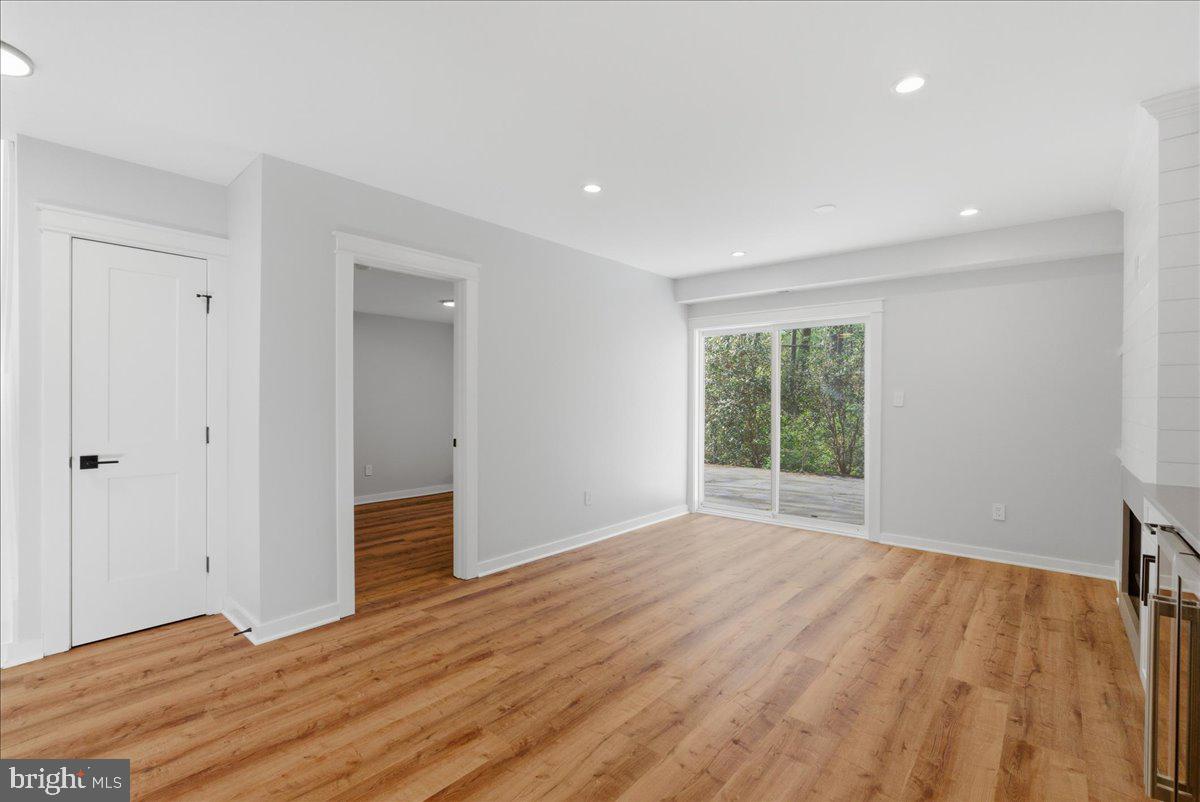 1632 Wainwright Drive Reston, VA 20190 - Photo 38 of 50