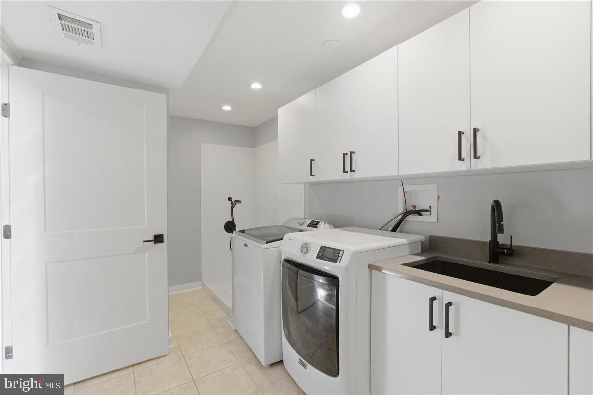 1632 Wainwright Drive Reston, VA 20190 - Photo 40 of 50