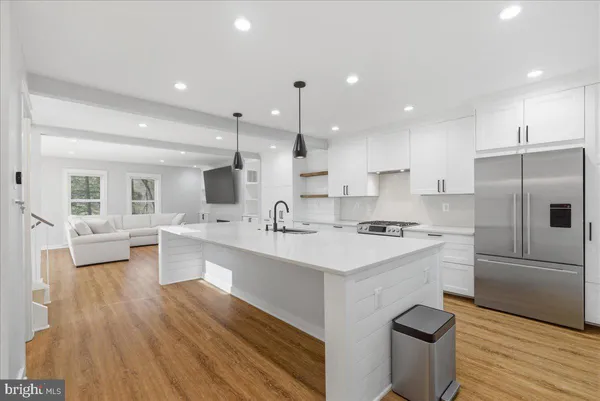 $890,000 | 1632 Wainwright Drive, Reston, VA 20190