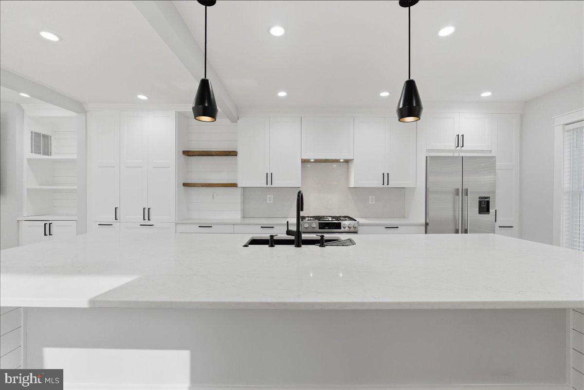 1632 Wainwright Drive Reston, VA 20190 - Photo 8 of 50