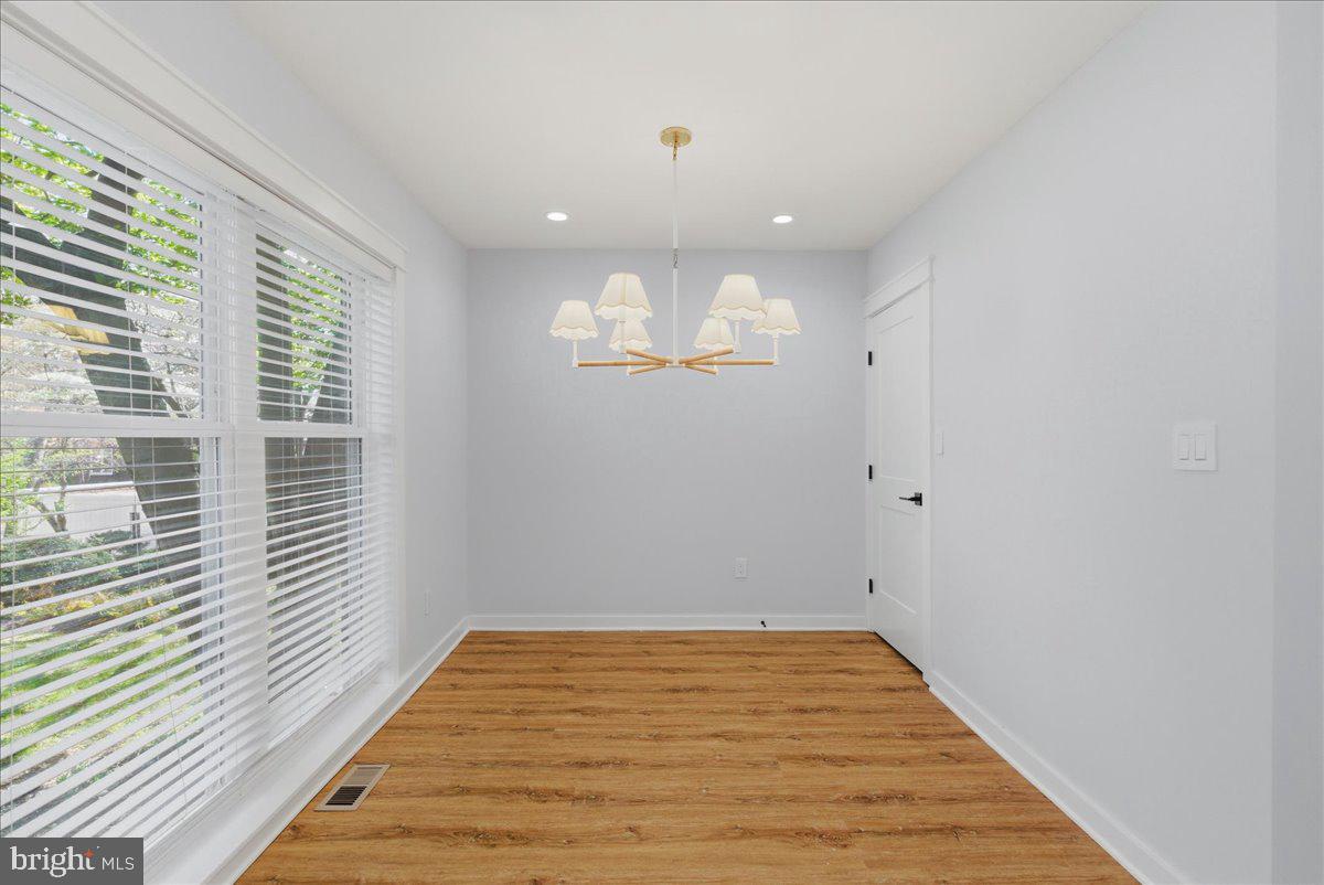 1632 Wainwright Drive Reston, VA 20190 - Photo 10 of 50