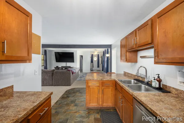 $249,900 | 5023 Vernor Avenue Northeast, Grand Rapids, MI 49525