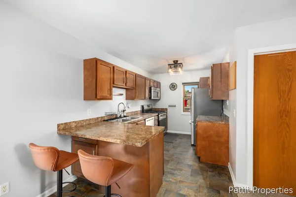 $249,900 | 5023 Vernor Avenue Northeast, Grand Rapids, MI 49525