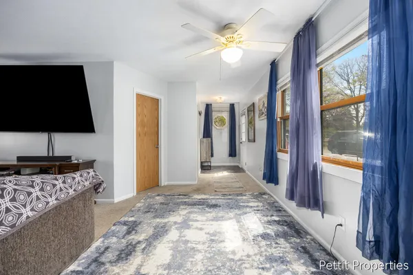 $249,900 | 5023 Vernor Avenue Northeast, Grand Rapids, MI 49525