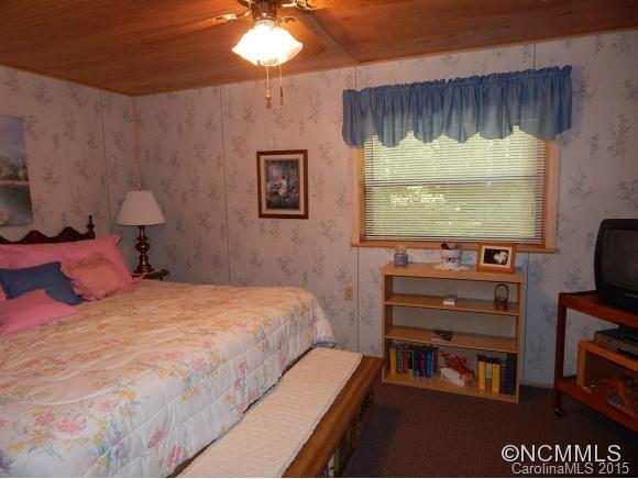 1437 Line Runner Ridge Road Rosman, NC 28772 - Photo 15 of 24 Gallery Image 15