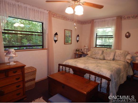 1437 Line Runner Ridge Road Rosman, NC 28772 - Photo 10 of 24 Gallery Image 10