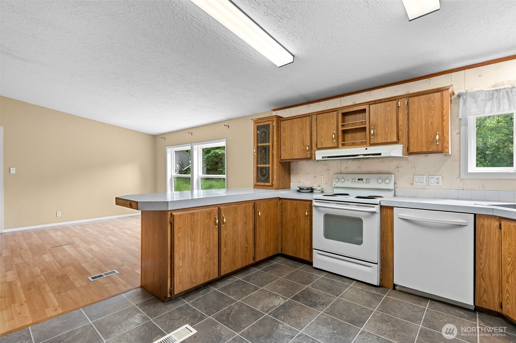 109 Tillie Road Onalaska, WA 98570 - Photo 15 of 39