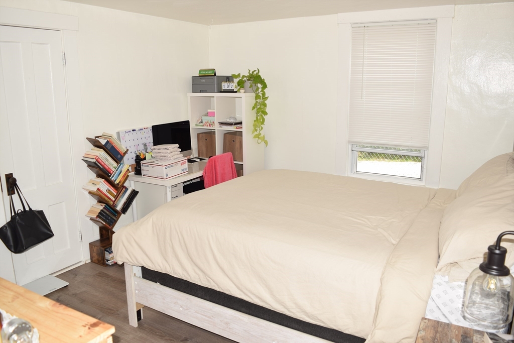 1407-1409 Worcester Street Springfield, MA 01151 - Photo 12 of 41 Gallery Image 12