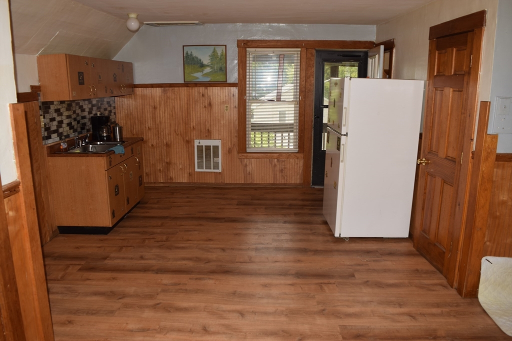 1407-1409 Worcester Street Springfield, MA 01151 - Photo 24 of 41 Gallery Image 24