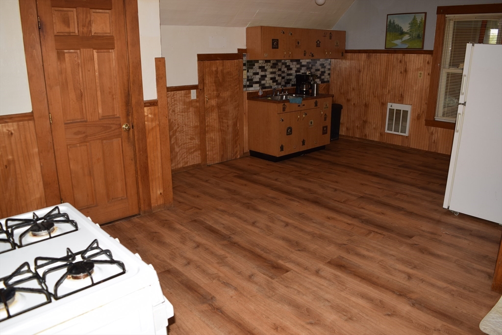 1407-1409 Worcester Street Springfield, MA 01151 - Photo 25 of 41 Gallery Image 25