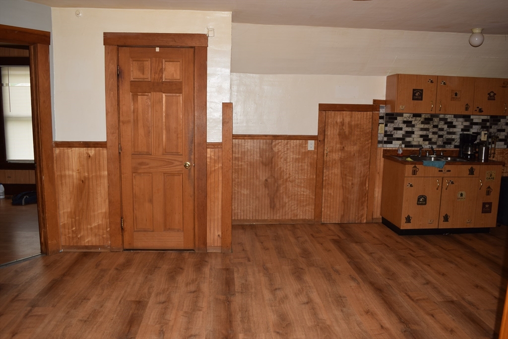1407-1409 Worcester Street Springfield, MA 01151 - Photo 27 of 41 Gallery Image 27