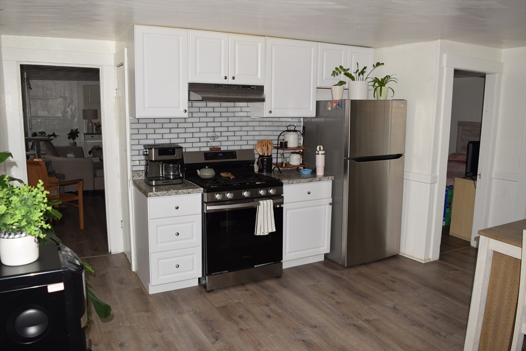 1407-1409 Worcester Street Springfield, MA 01151 - Photo 5 of 41 Gallery Image 5