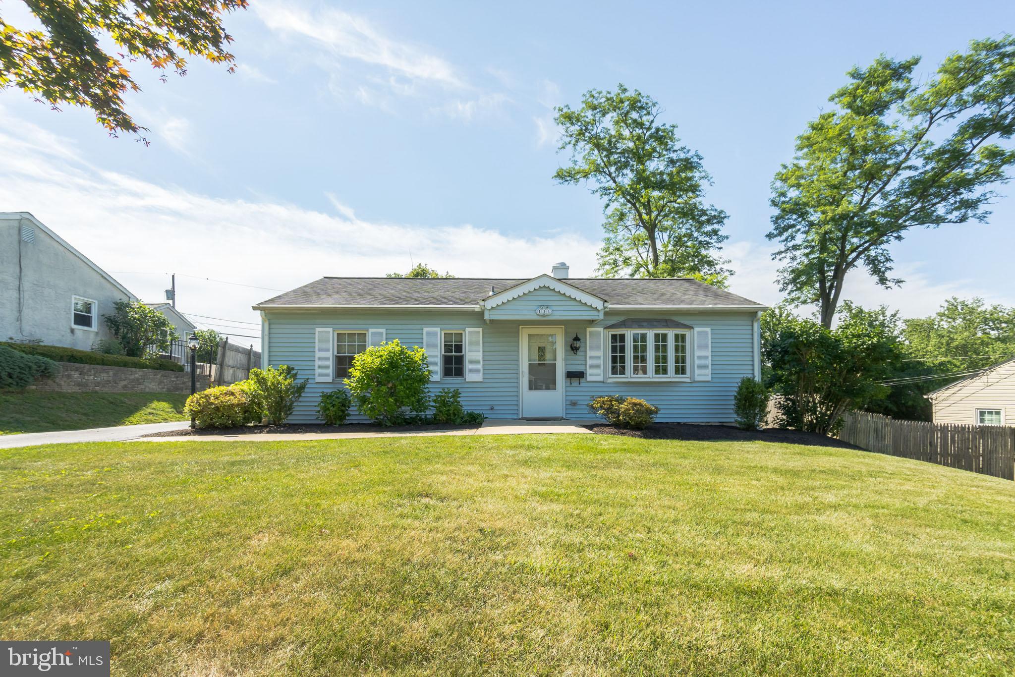 114 Lynbrook Road Paoli, PA 19301 - Photo 2 of 30