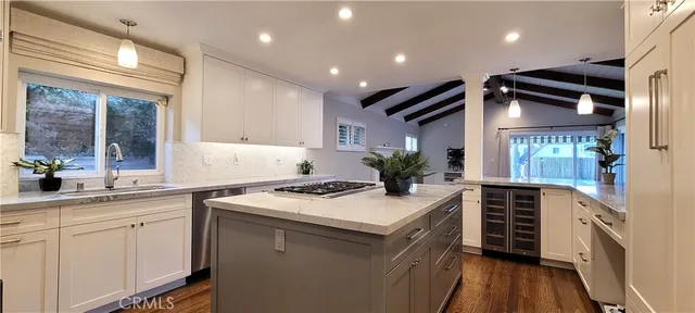 $11,000 | 1320 21st Street, Manhattan Beach, CA 90266