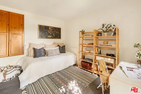 $725,000 | 654 Frontenac Avenue, Los Angeles, CA 90065