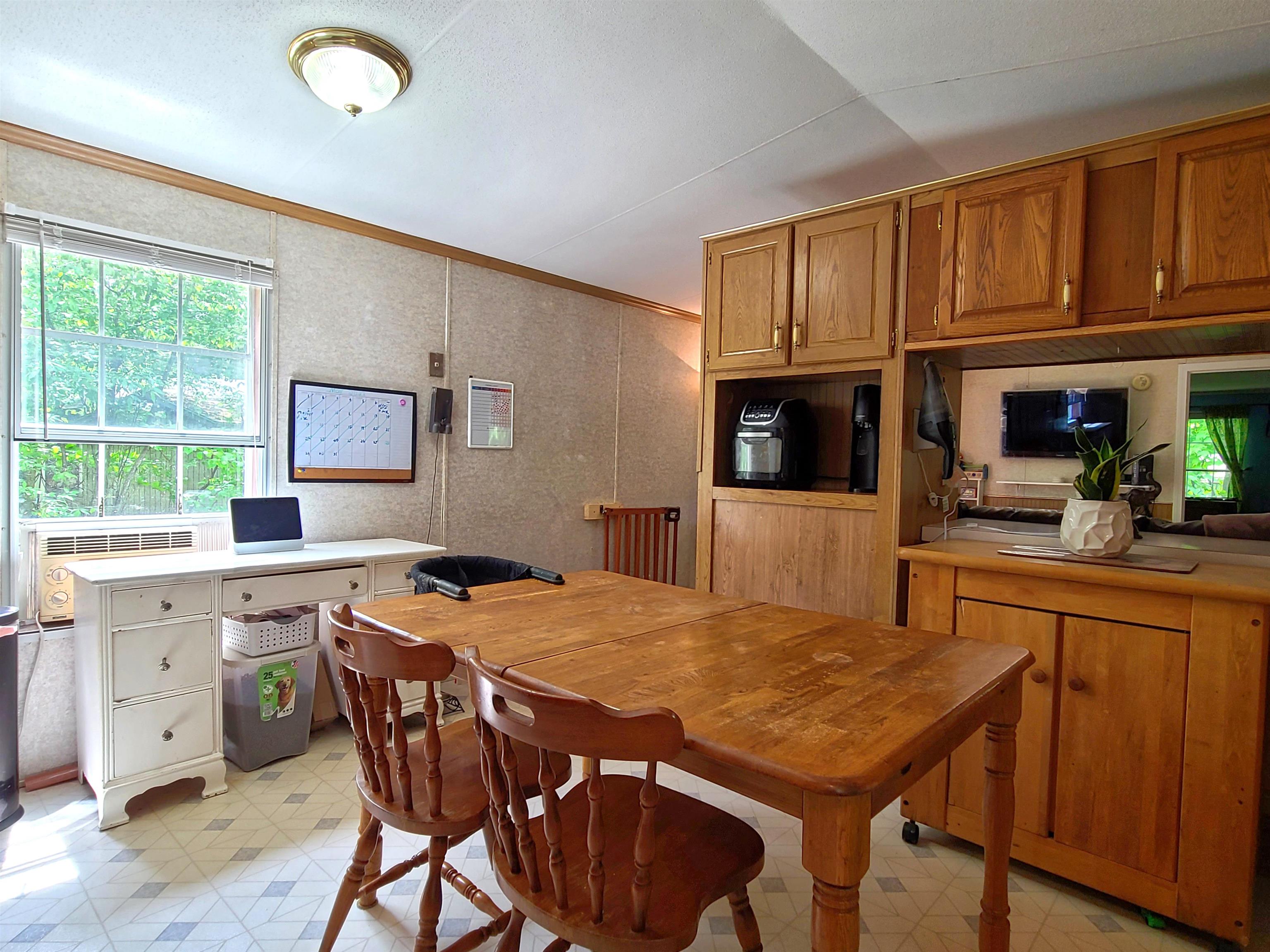 50 Wilmington Road Colchester, VT 05446 - Photo 7 of 17 Gallery Image 7