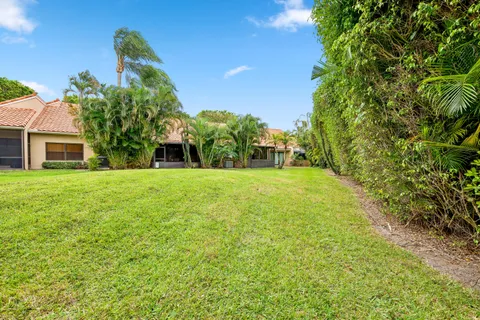 $389,000 | 22675 Meridiana Drive, Boca Raton, FL 33433