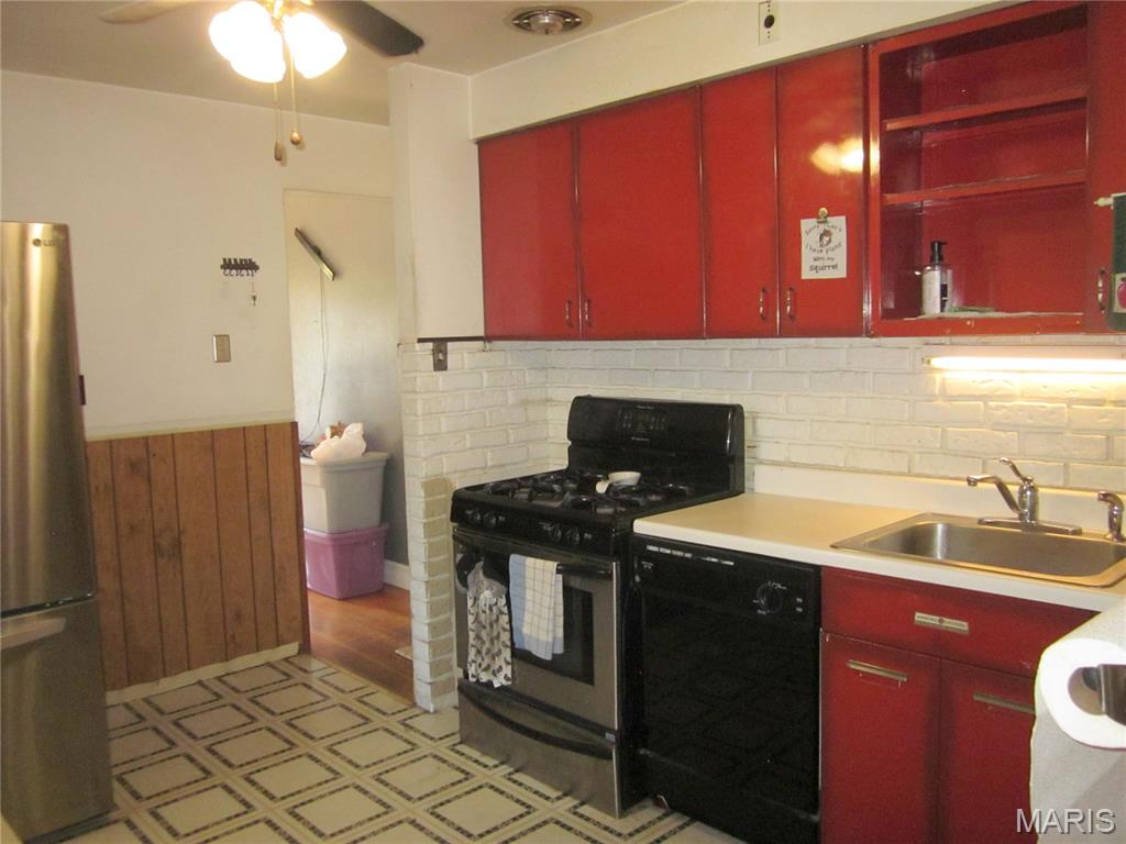 1295 Chambers Road St. Louis, MO 63137 - Photo 7 of 16 Gallery Image 7
