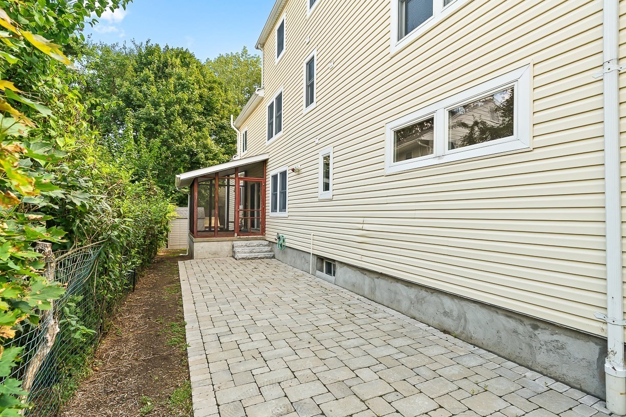 11 Garrison Road Arlington, MA 02474 - Photo 29 of 31 Gallery Image 29