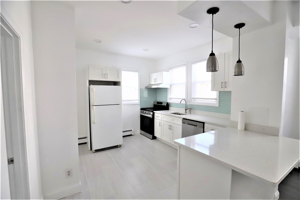 96 Washington Street, Unit 1 Malden, MA 02148 - Photo 2 of 10